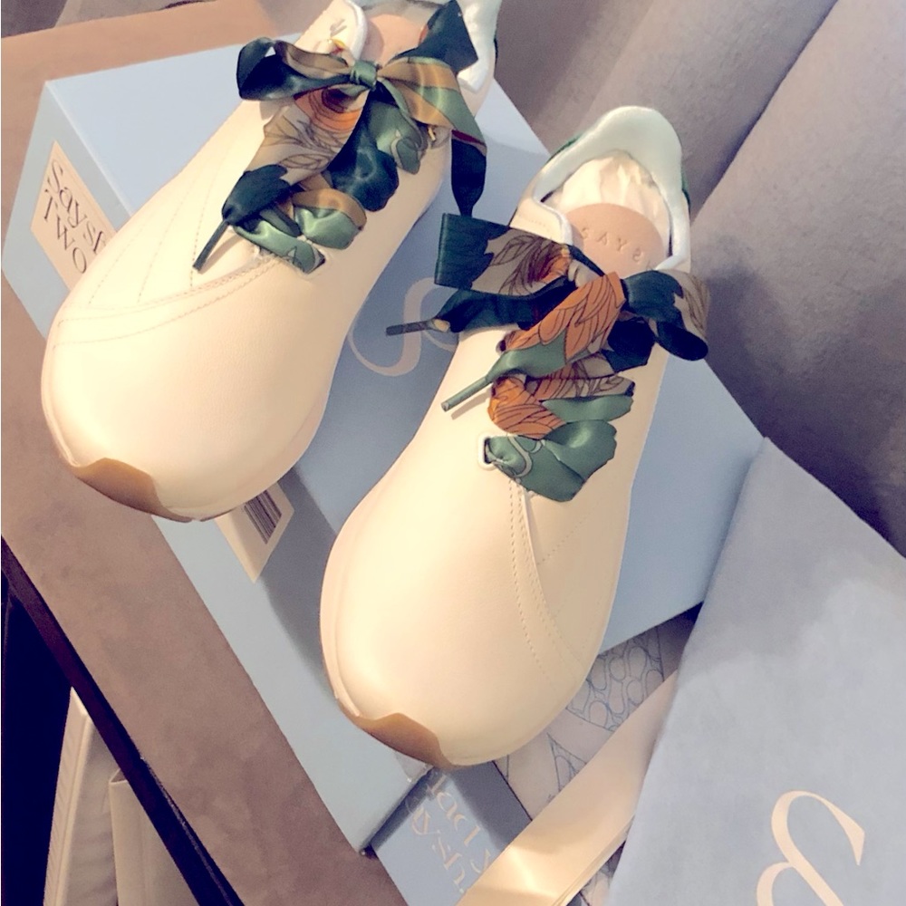 Saysh Two Varsatile Sneaker! - Picture 5 of 5